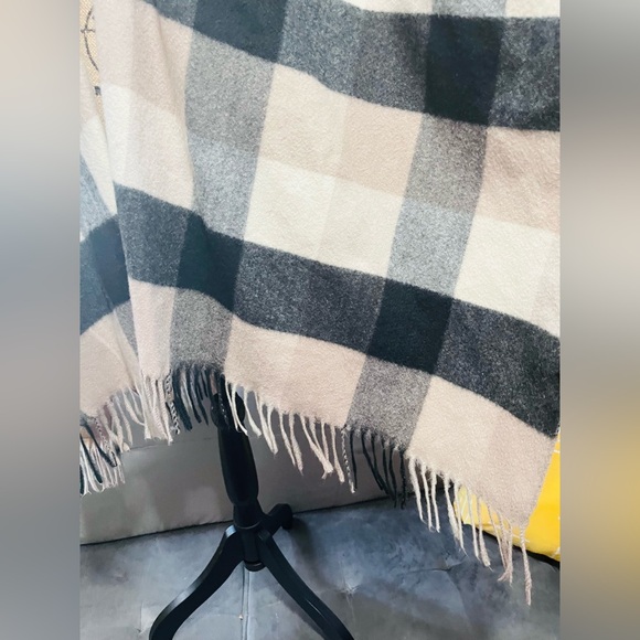 Style & Co. Color Block Poncho One Size - Picture 4 of 15